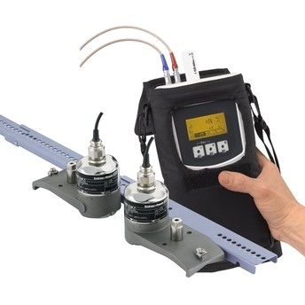 ENDRESS+HAUSER Proline Prosonic Flow 93T Miernik przepływu dla łatwego przekazywania danych za pośrednictwem pamięci USB bez dodatkowego oprogramowania 93TA1-CCAEAE+D1E2